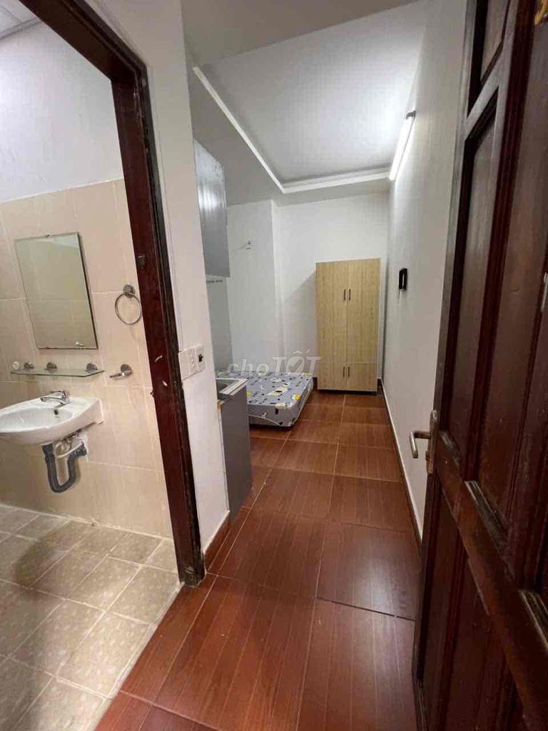 Rent rooms near Đào Trinh Nhất of the Top Market