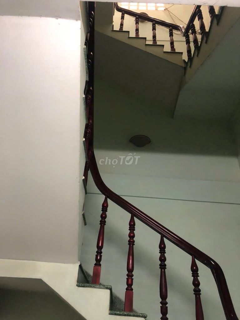 Rent a small room at 1 million a month.