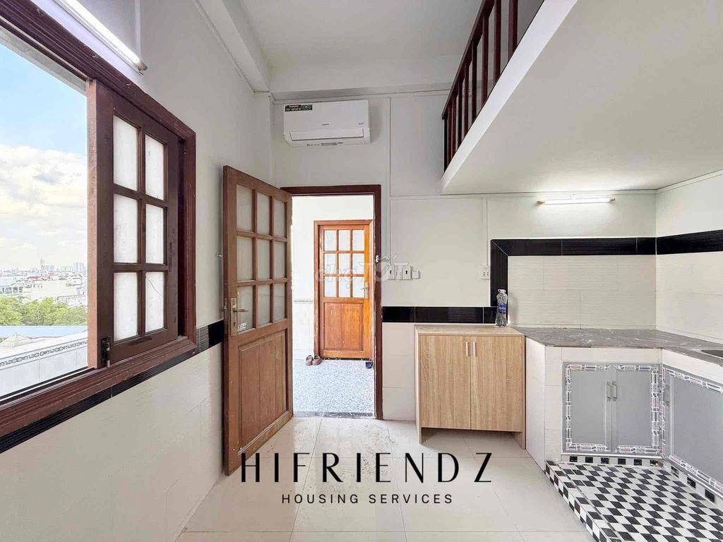 The mini apartment is full of clean and clean facilities.