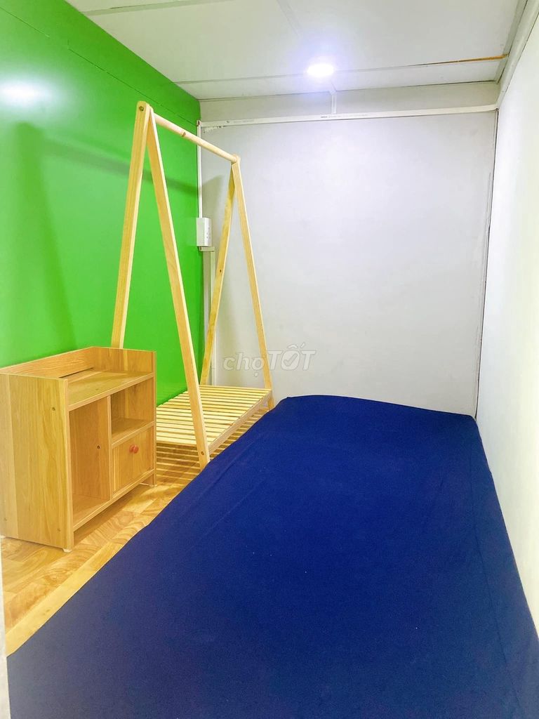 Room system 1 full interior, sleepbox District 10 for 1 million6.