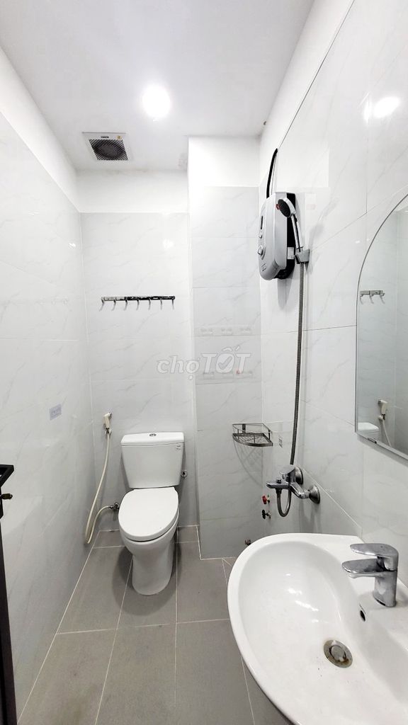 sleepbox to lock the dorm right here. 216 Tây Thạnh, Tân Phú district.
