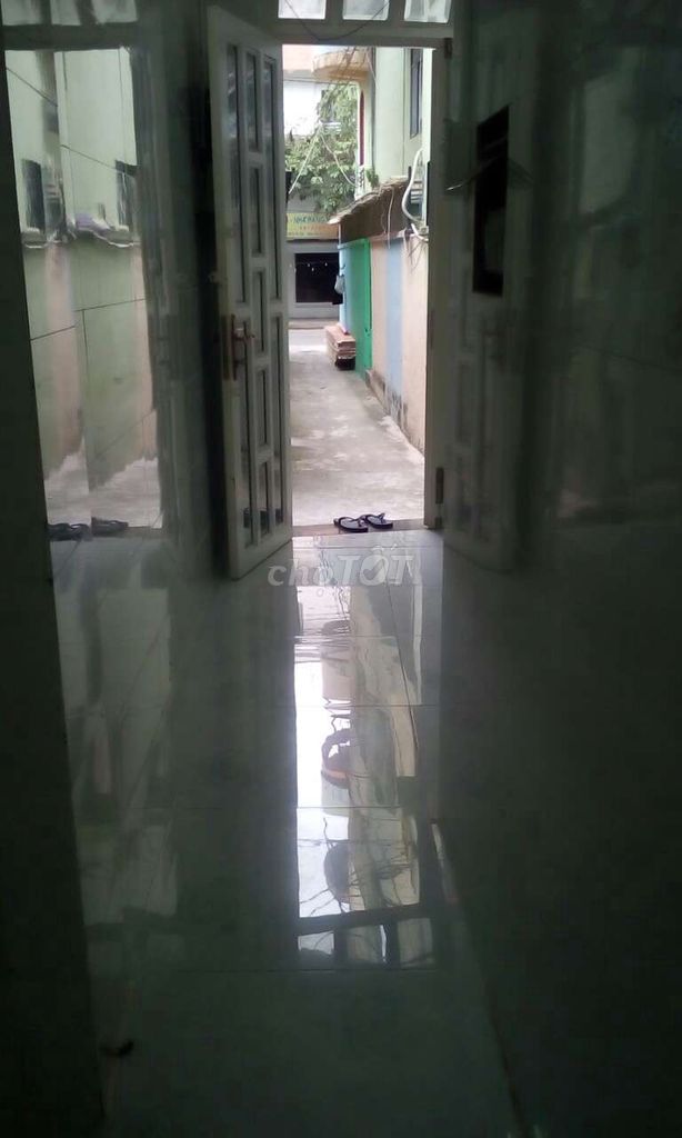 Rent the free time room with the bathroom in the room.