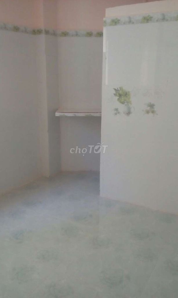 Rent the free time room with the bathroom in the room.