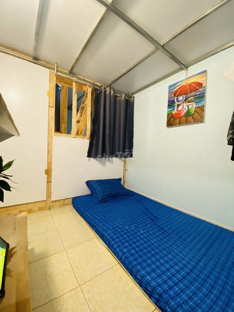 sleepbox. The dorm's closed, Thăng Long, Tân Bình district.