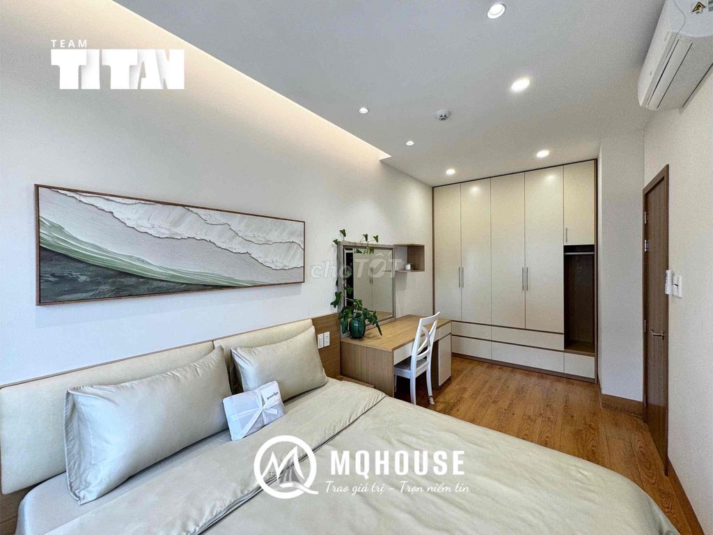 One balcony bedroom 50 meters high-level furniture downtown Bình Thạnh county 1.