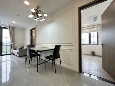 Rent a two-room balcony at Nguyễn Văn Hưởng Thảo Điền.