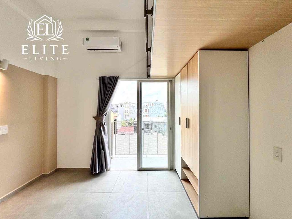 The motel is at the new University of Finance and the high-security balcony.