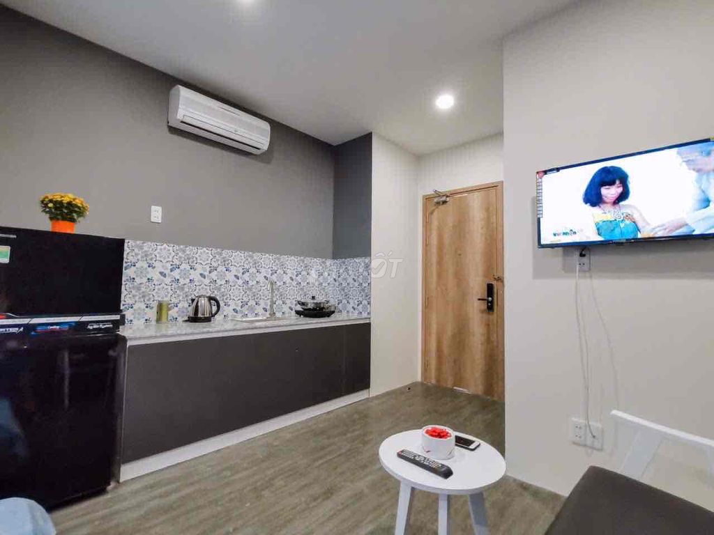 Rent a studio full comfort on the way to eating Bình Thạnh