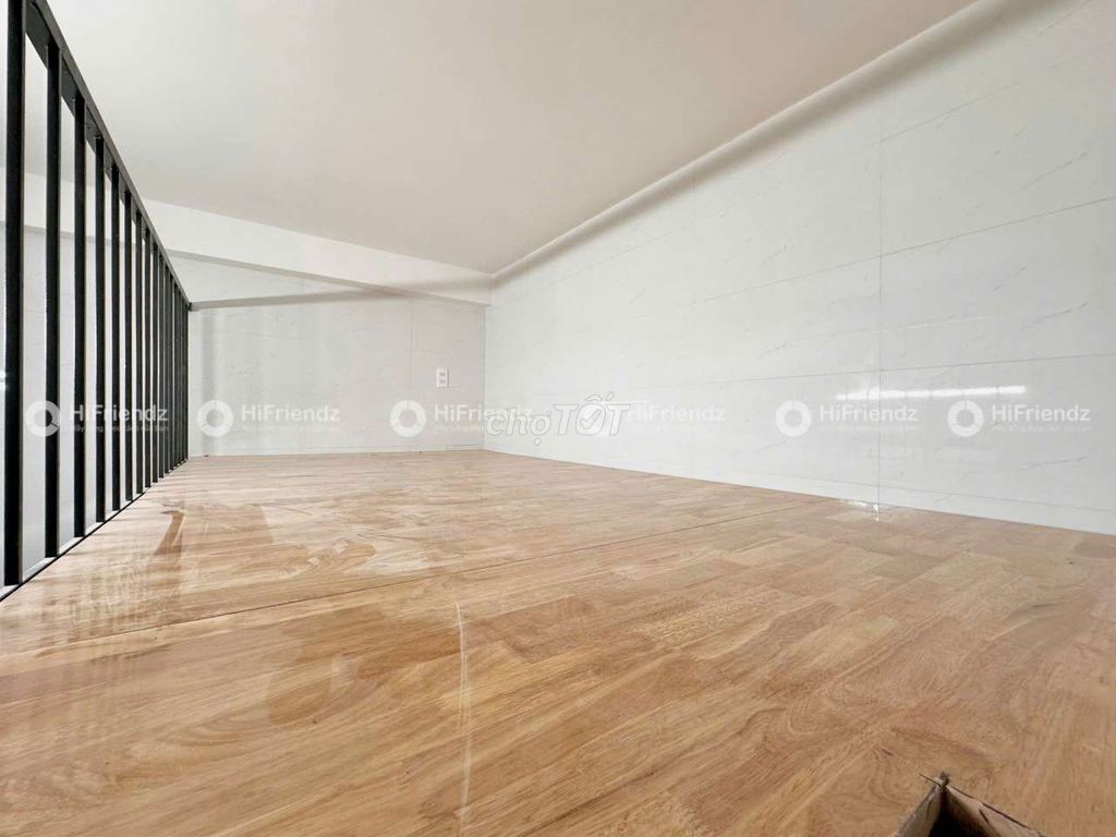 rented a boarding room near the dedication of the new market