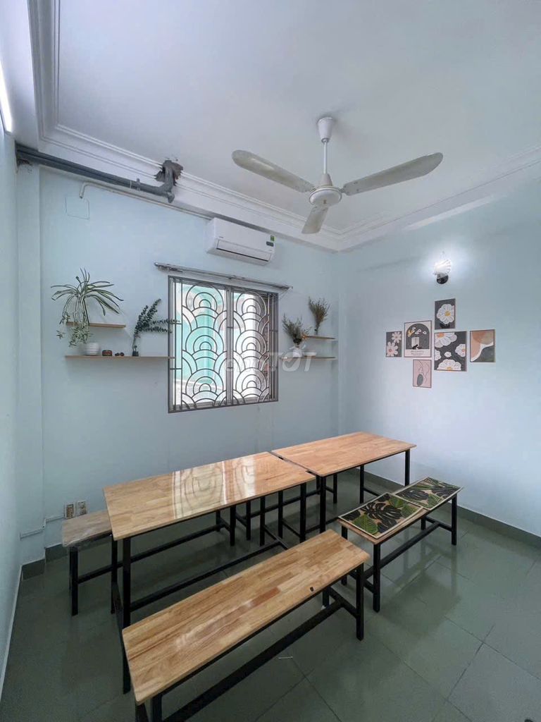 Sleepbox is new seniors with a Kha Vạn Cân elevator near Thủ Đức Market