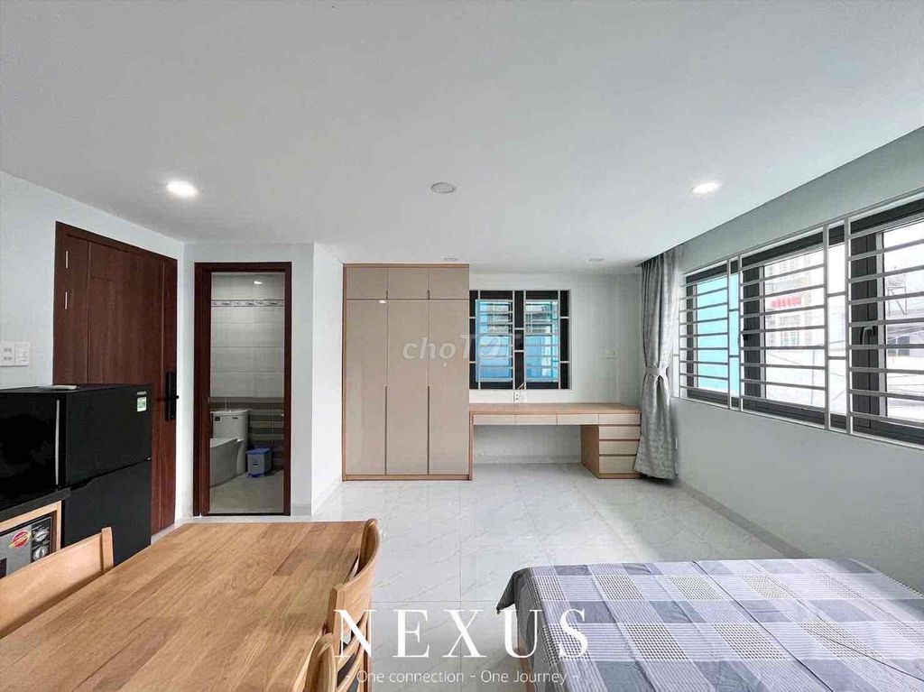 New room near the West-Short-Short-new middle-end market.