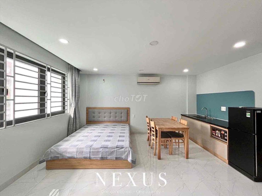 New room near the West-Short-Short-new middle-end market.