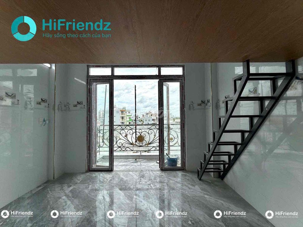 The balcony's near lottemart right in the hall-iuh- new house.