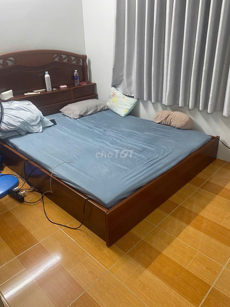 Find an office girl at the K300 - 60 m2 apartment complex