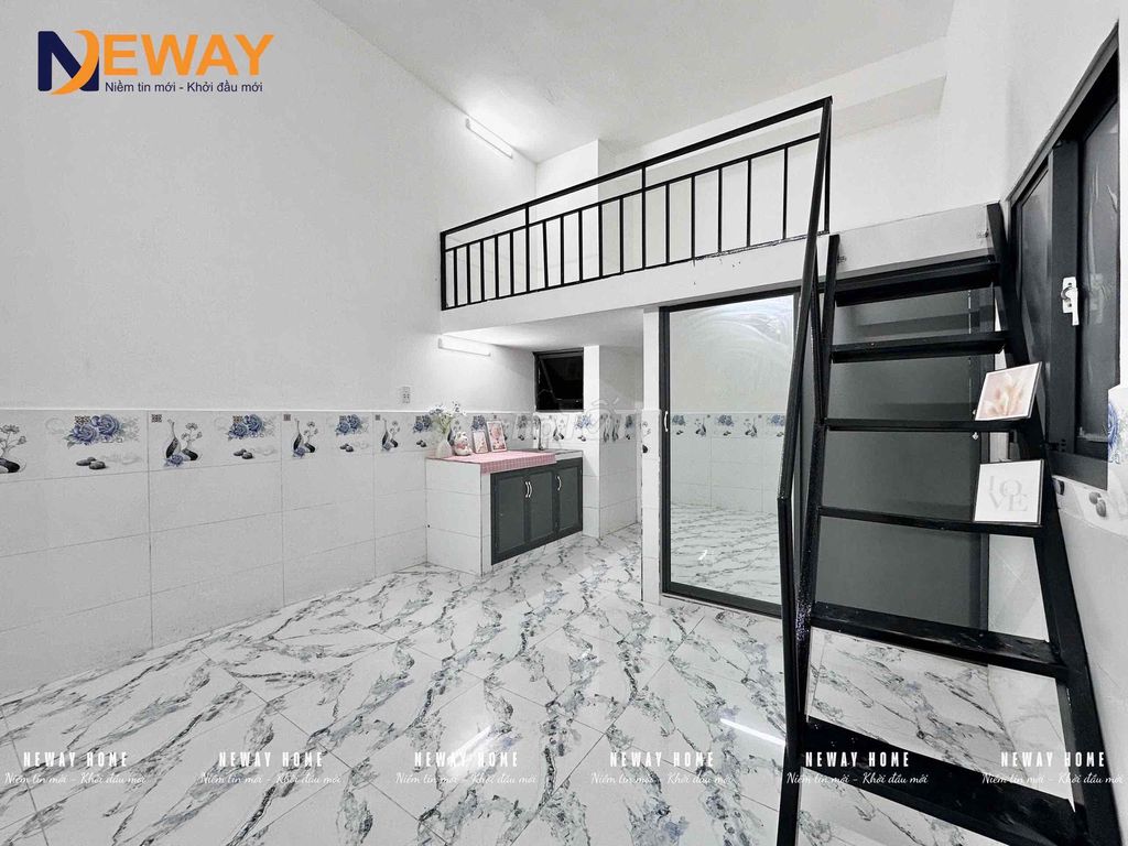 apartment 370 - upper upper guard room at 4 social blocks.