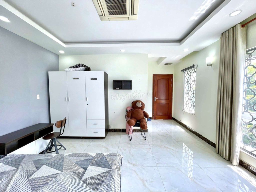 The room is downtown Gò Vấp.