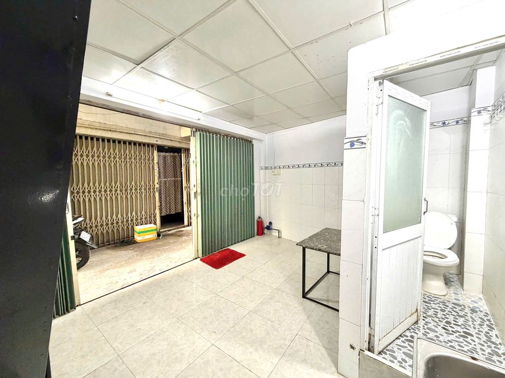 Two floors wide room - two balcony - two toilets