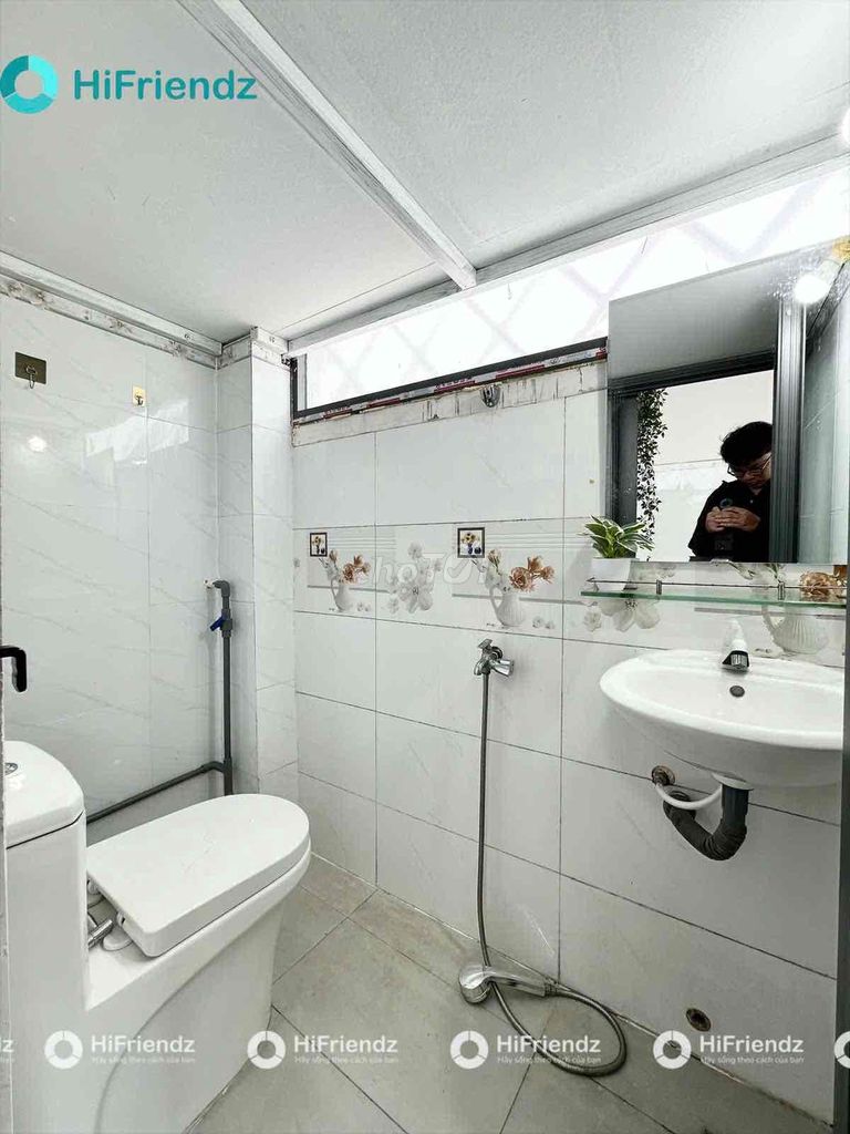 The machine studio is near vlu-iuh-the high-end tank studio.