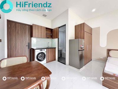 Opening a high-level apartment with full balcony at Bình Thạnh