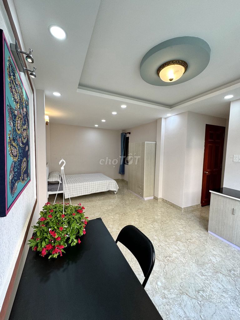 The balconies, fresh, with interiors. Face Emart Phan Pestilence