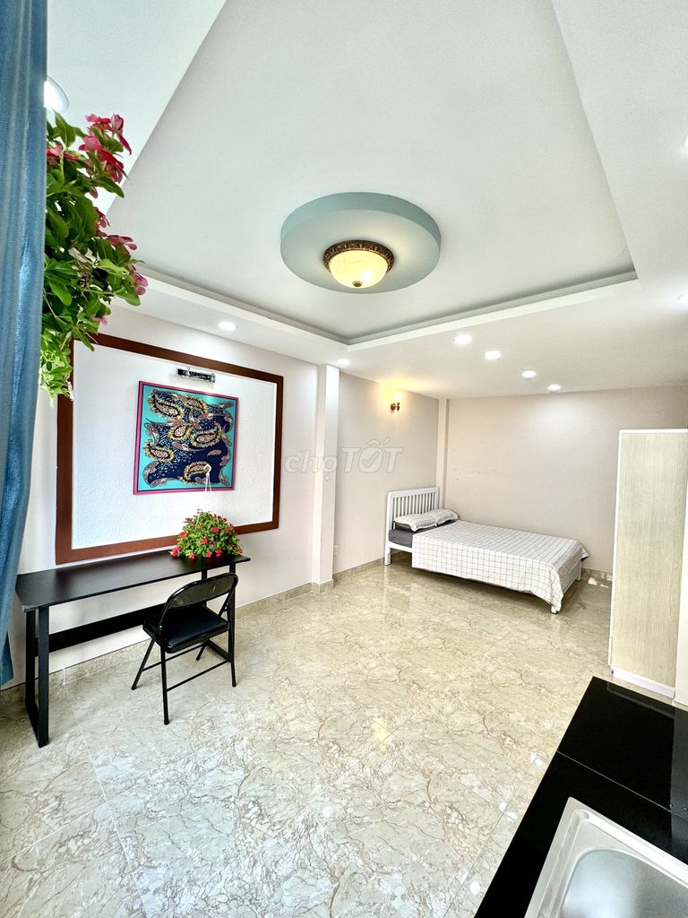 The balconies, fresh, with interiors. Face Emart Phan Pestilence