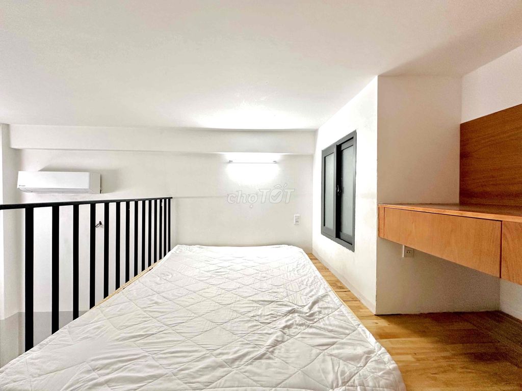 Rent a room with a guard and studio near the new Kcx district 7