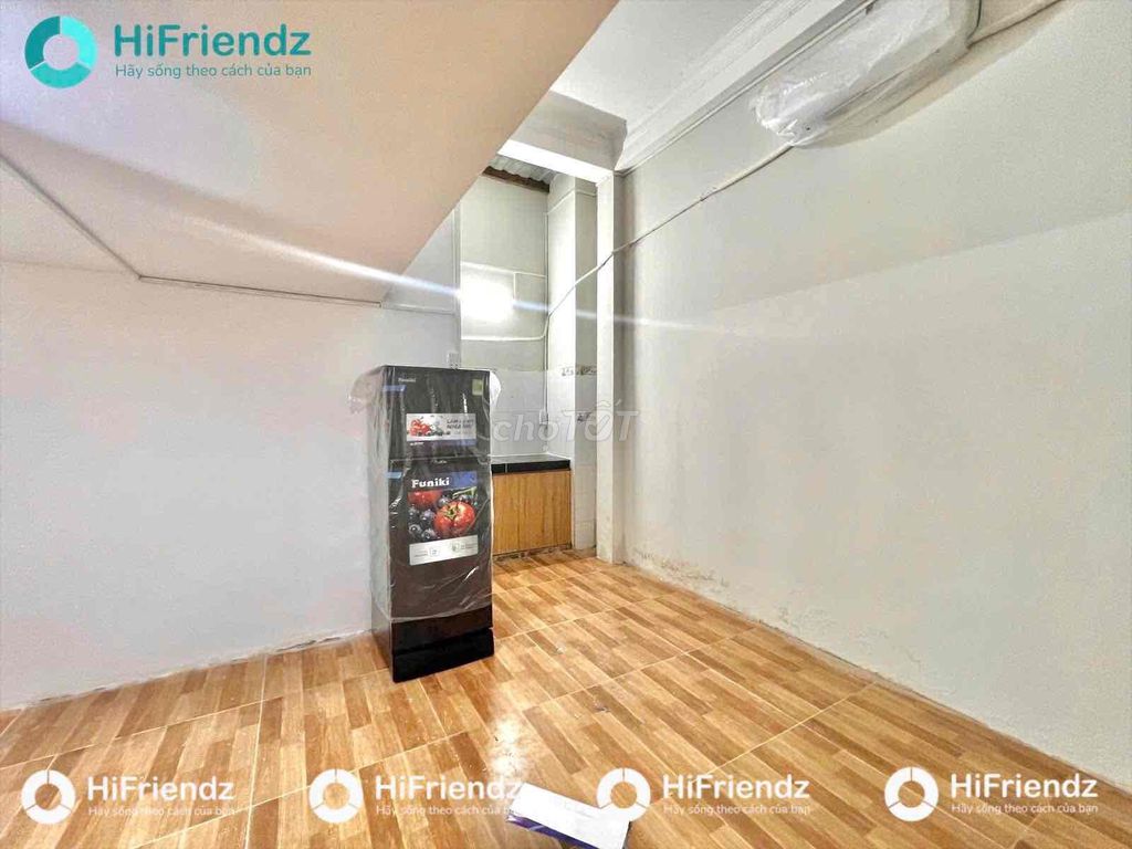 Tell Zhang Dupex New Room to build the cold-cold closet near the office, etc.