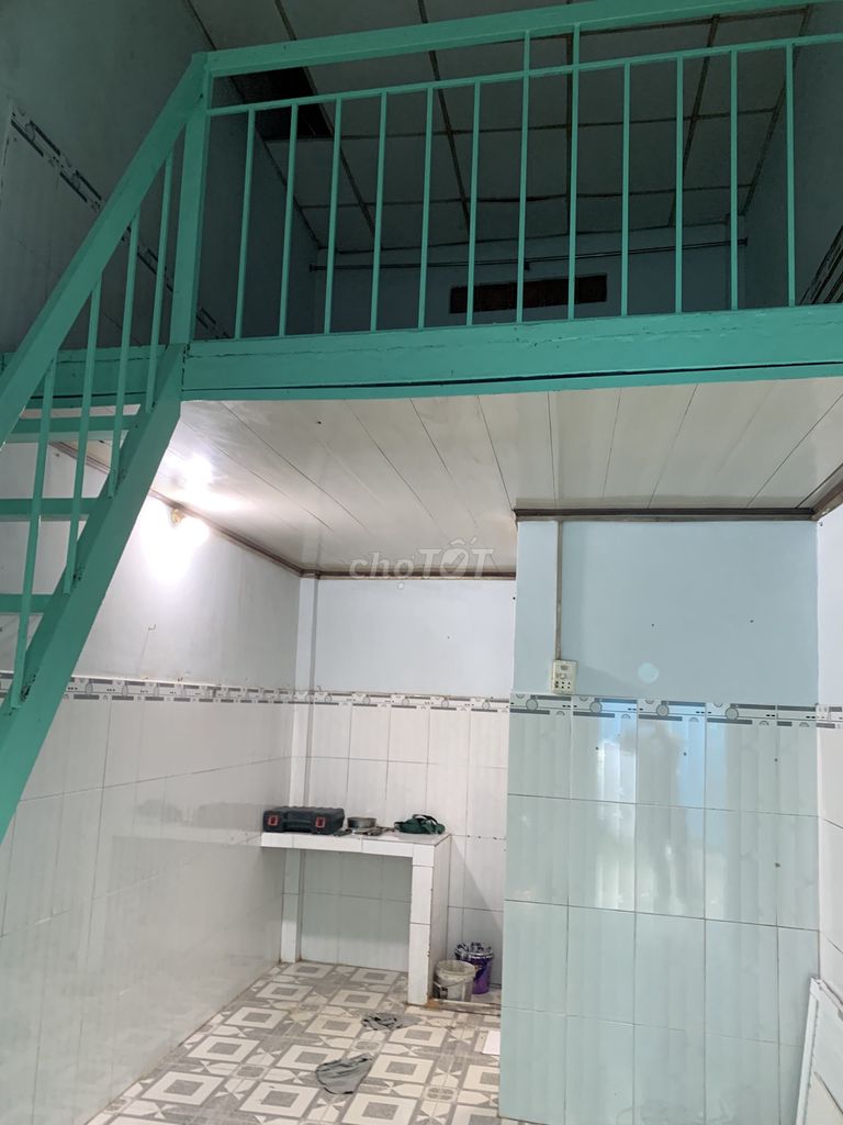 I'll rent out a room for 18 meters.
