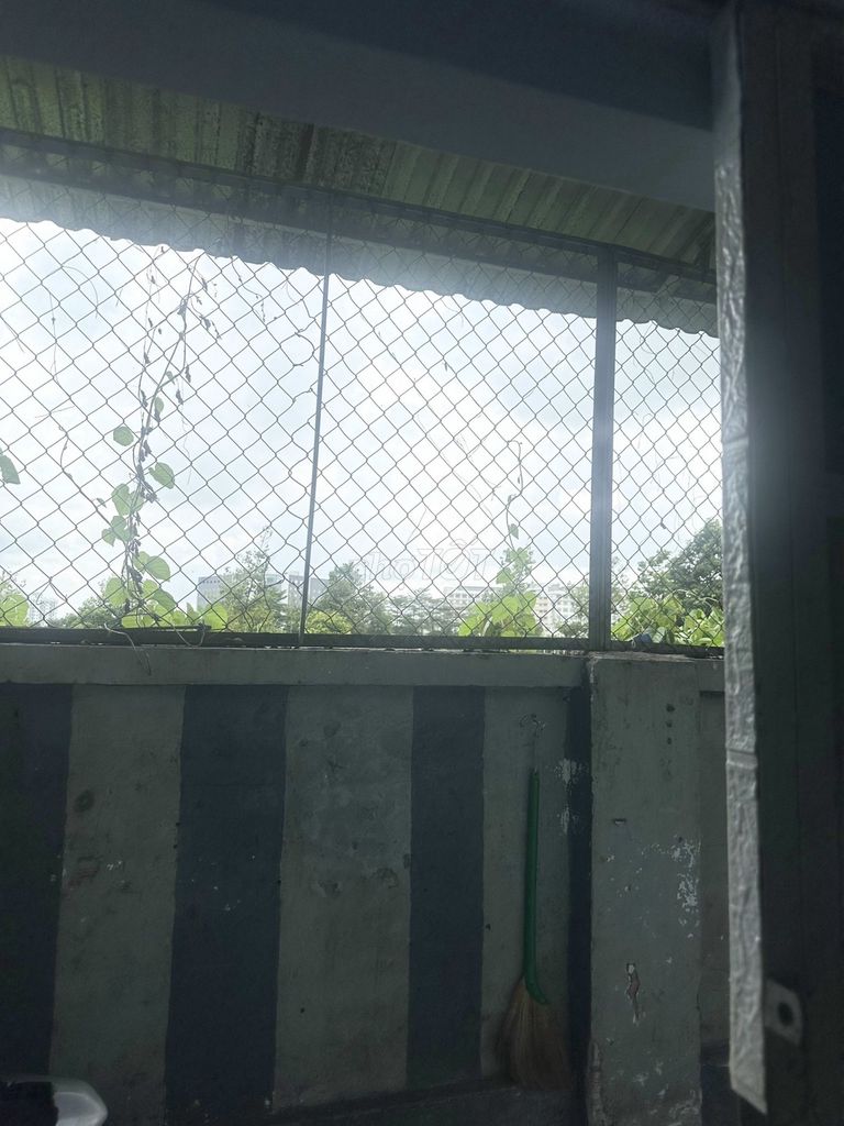 There's a room 20 meters, ground view of AKA Bình Tân Park.