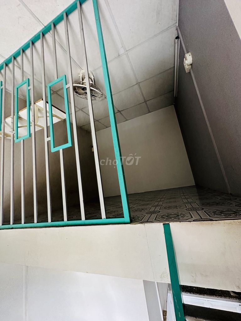 There's a room 20 meters, ground view of AKA Bình Tân Park.