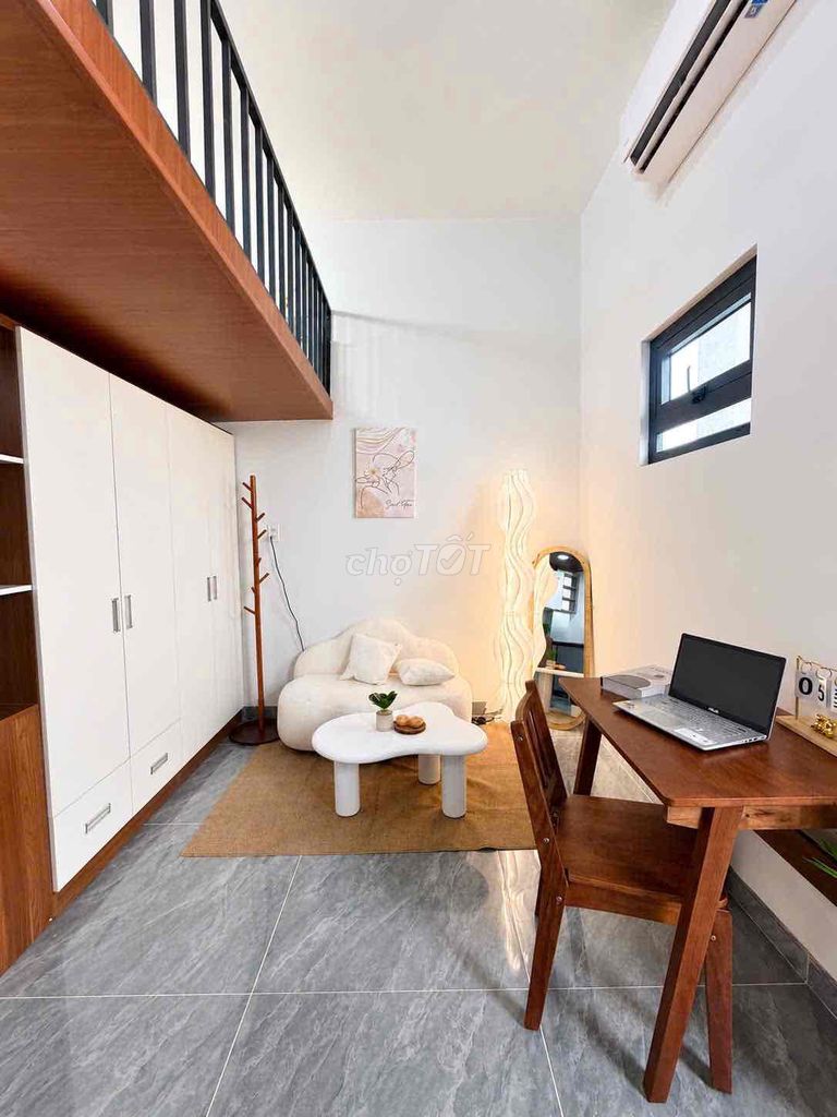 Room full interior, clear bandol, 4.2 million perth, 24 hours protection.