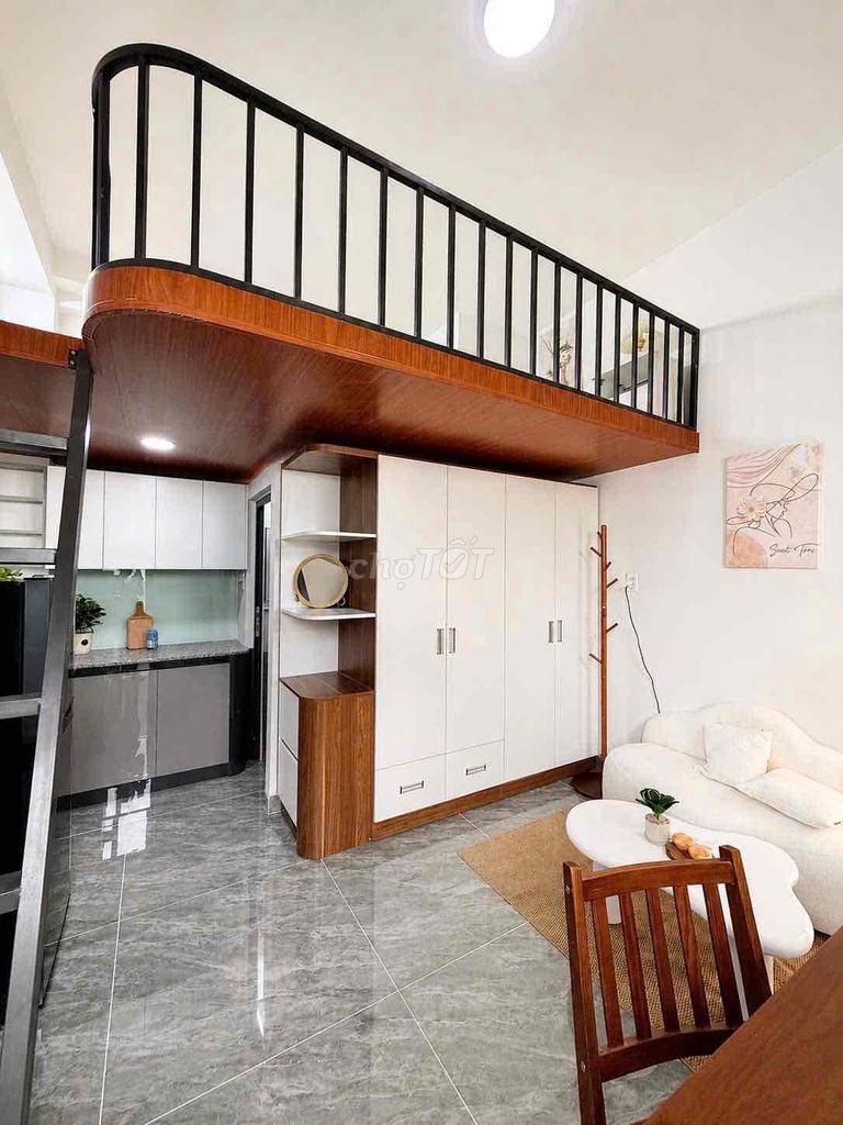 Room full interior, clear bandol, 4.2 million perth, 24 hours protection.