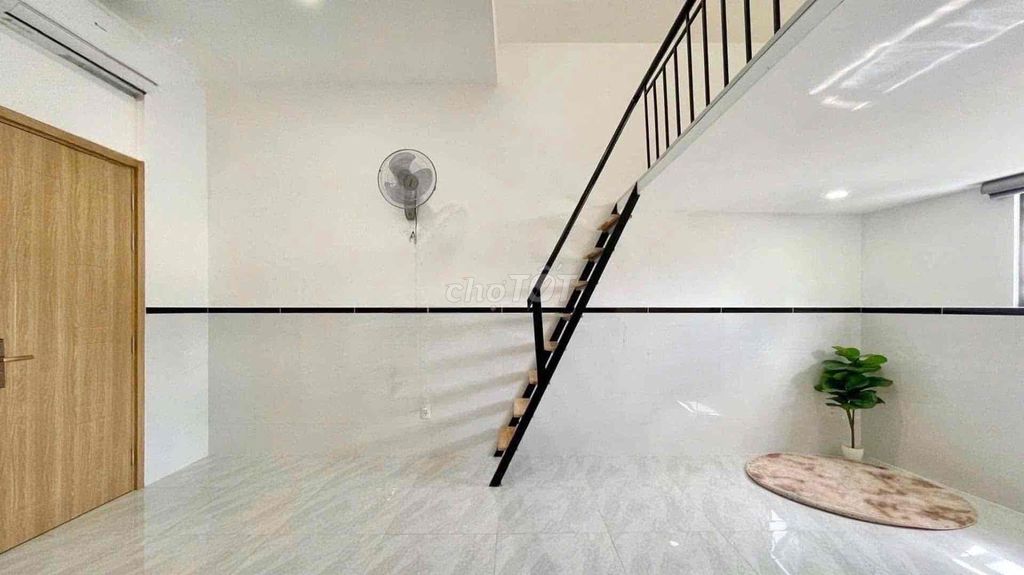 Rent a cheap room <i>oopmart near Thủ Đức.