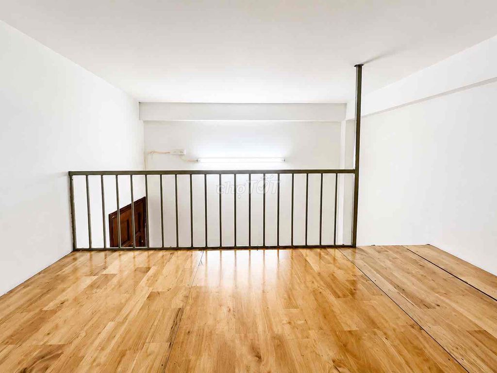 The student suite at the queen bridge.