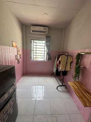1st and Free, Comfort, Security, Clean