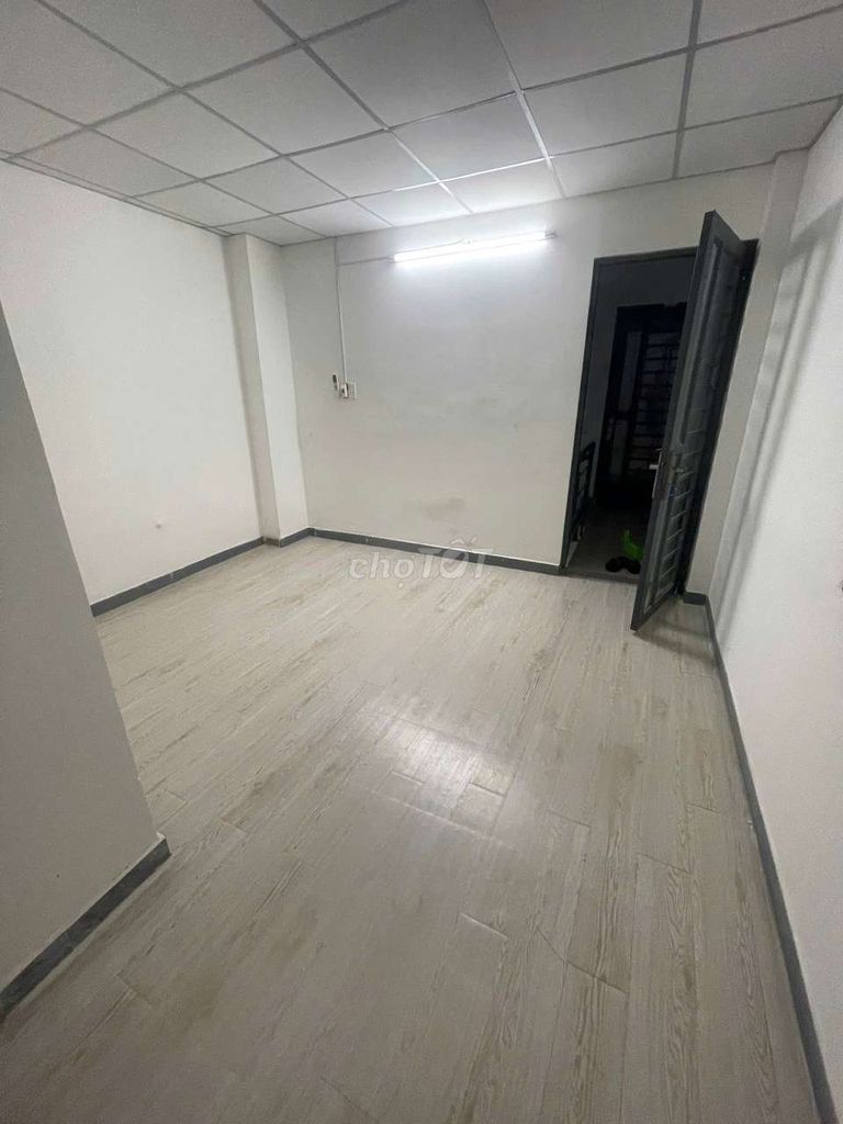 Rent room.