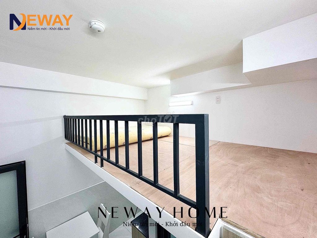 Open up the newly built boarding room - right at the University of Deconstruction - full interior.