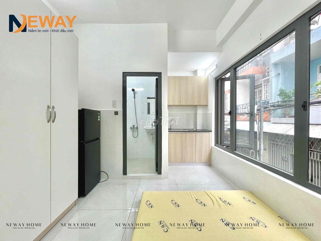 Open up the newly built boarding room - right at the University of Deconstruction - full interior.