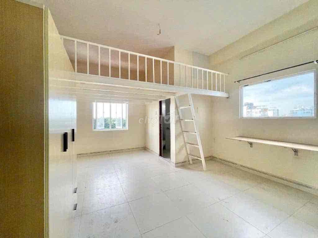 It's the owner of the guest room at the center of Bình Thạnh.
