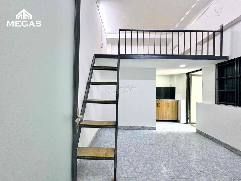 The guard room is 2 M is super cool, Nguyễn Kiệm.