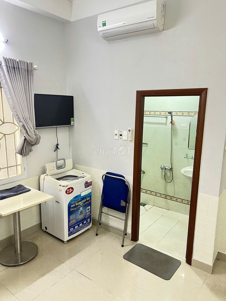 Room 1 is 20 m2 Lý Thường Kiệt full interior, now free time