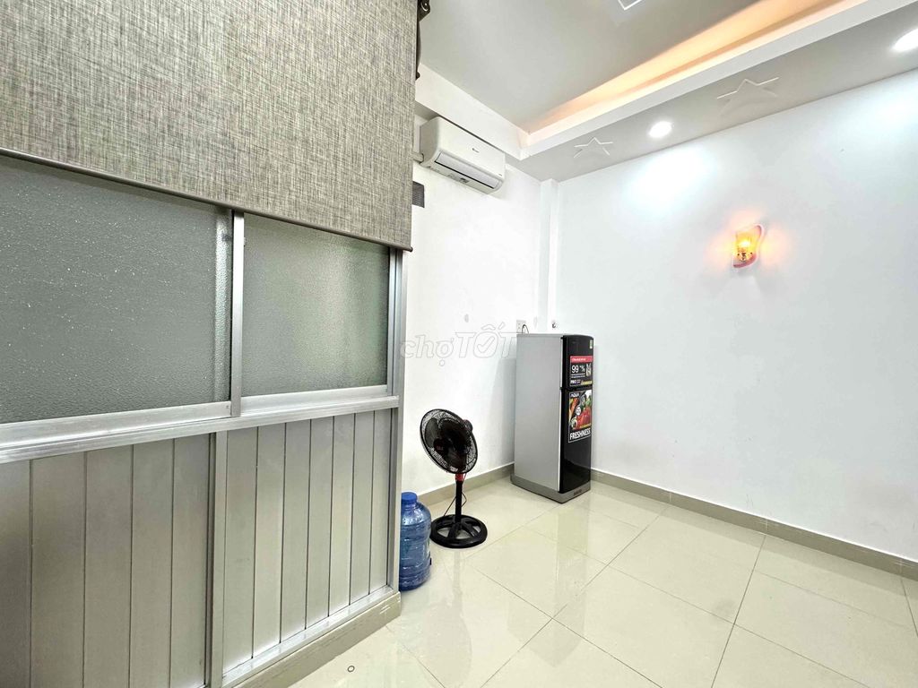 Rents with air conditioning, kitchen counters that fit one person in Thống Nhất Gò Vấp.