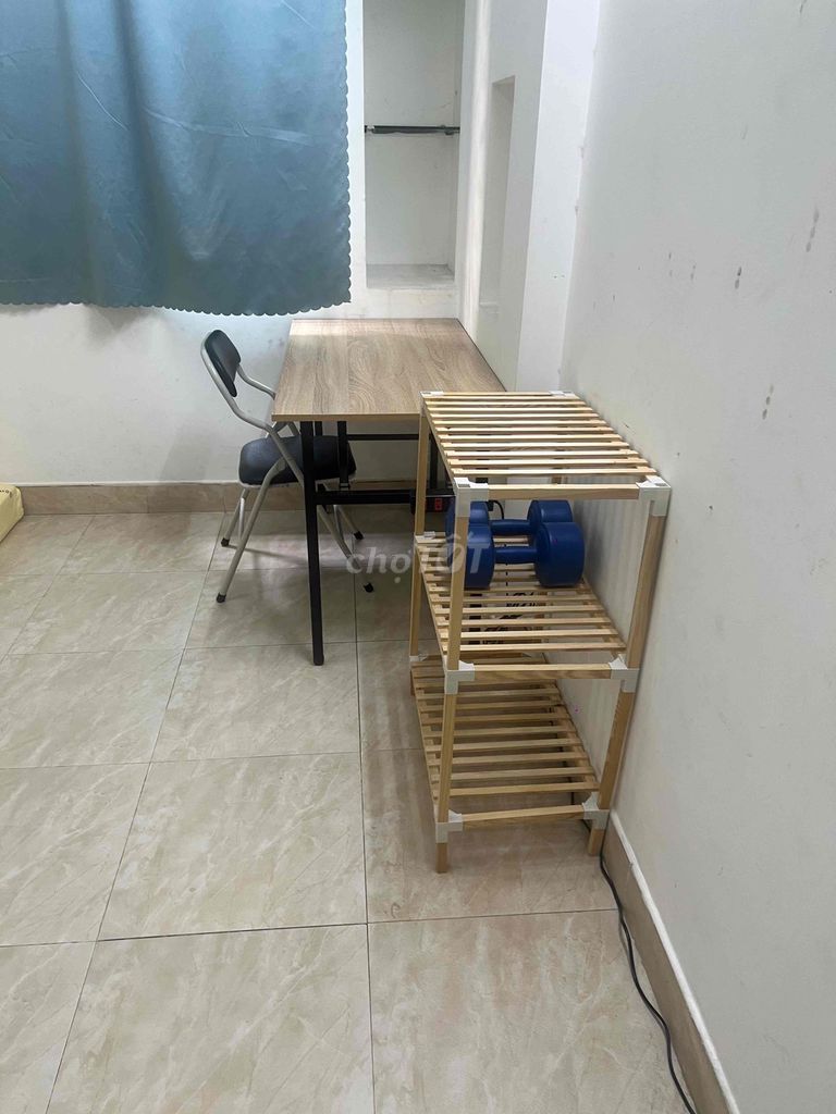 Rent Hoàng Hoa Thám.