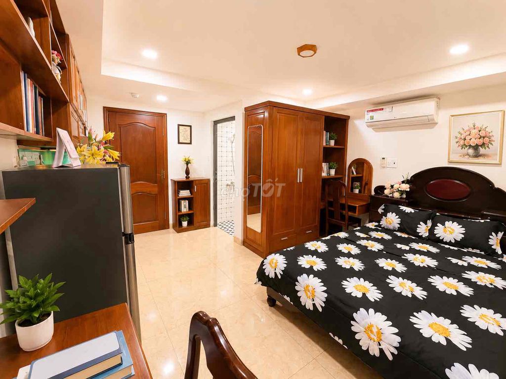 Rent a single-way bed near metro.