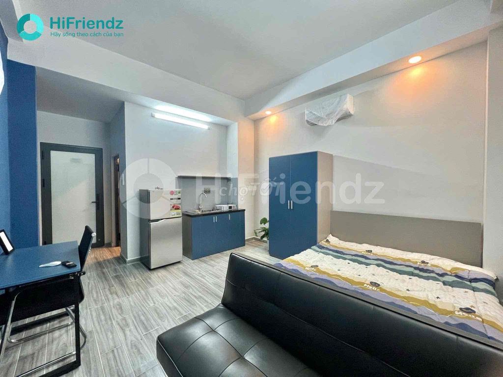 Nice studio, good price, open window, one room left.