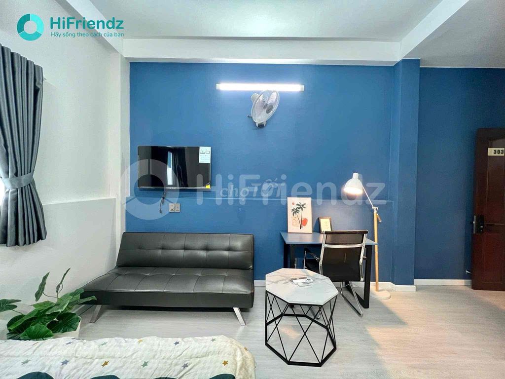 Nice studio, good price, open window, one room left.