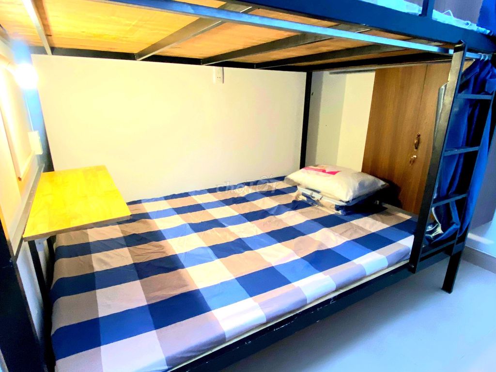 Rent room at the compound, dorm, homes, full comfort.