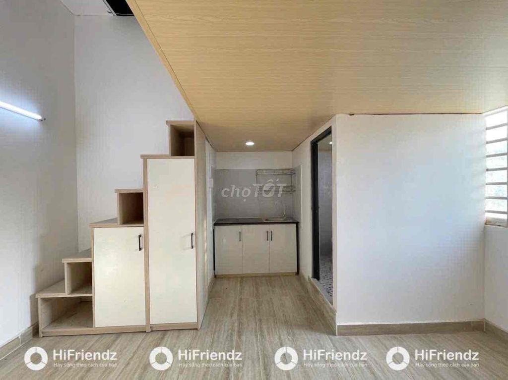 Rent the new building window room 100% ready for air conditioning at 4 April