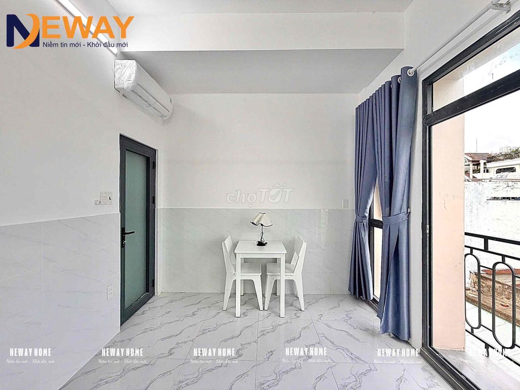 A 100 percent open-ended hotel room in a cheap service college.