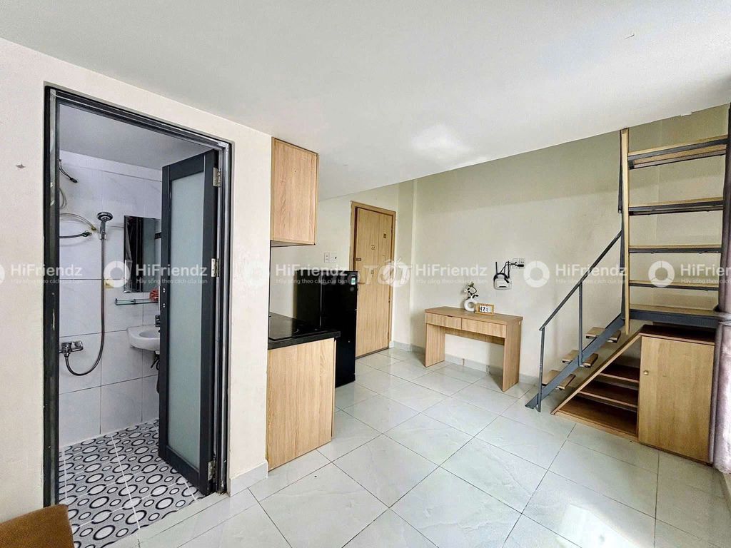 The super of the service apartment is full comfort - walking through dedicated college